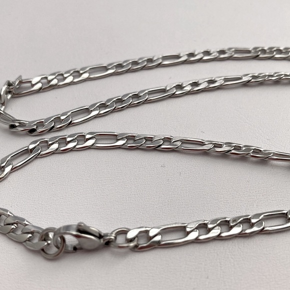 FIGARO Curb Chain Surgical Stainless Steel Necklace - Picture 10 of 10
